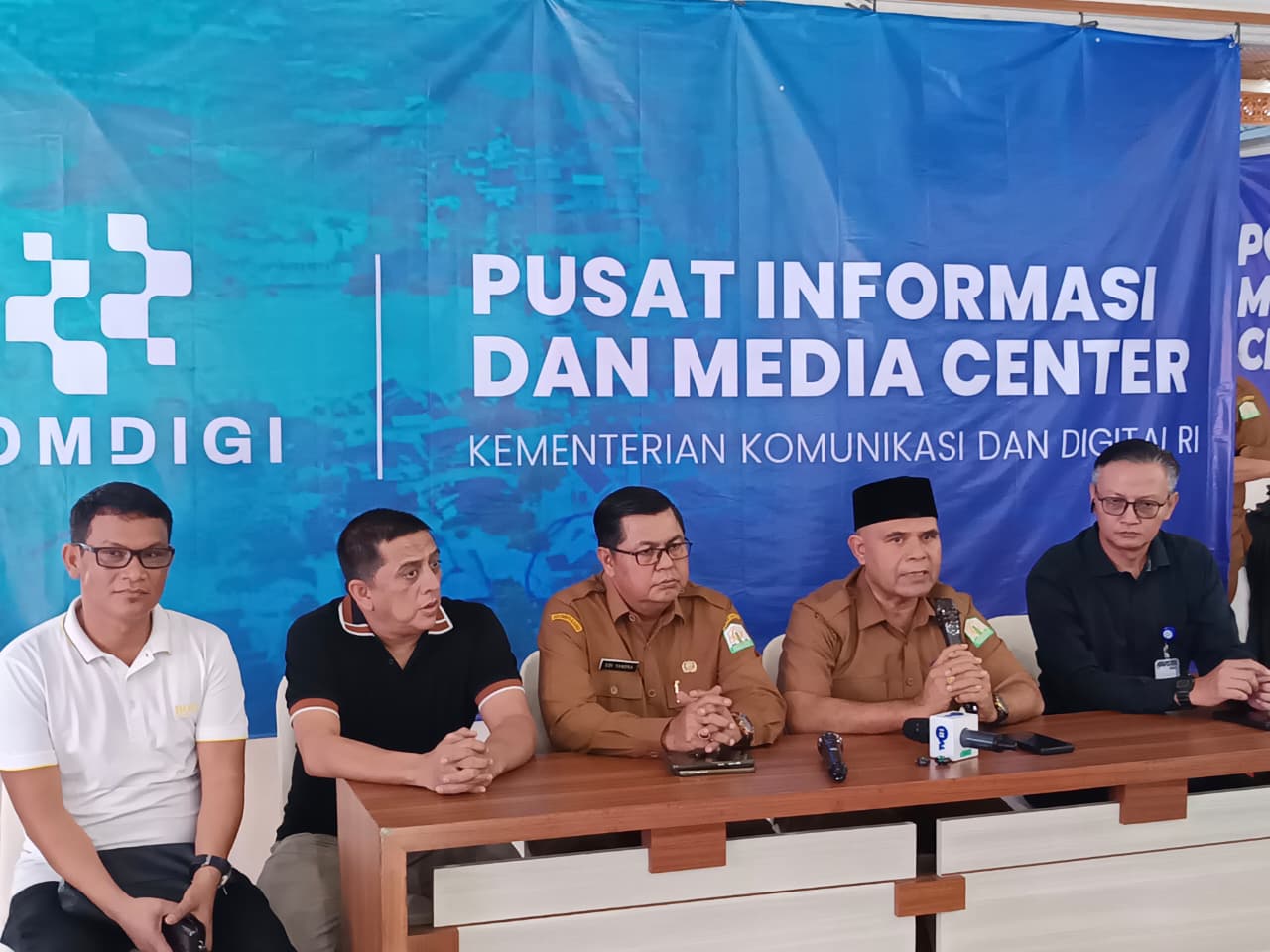 Antrian BBM disebabkan PLN padam