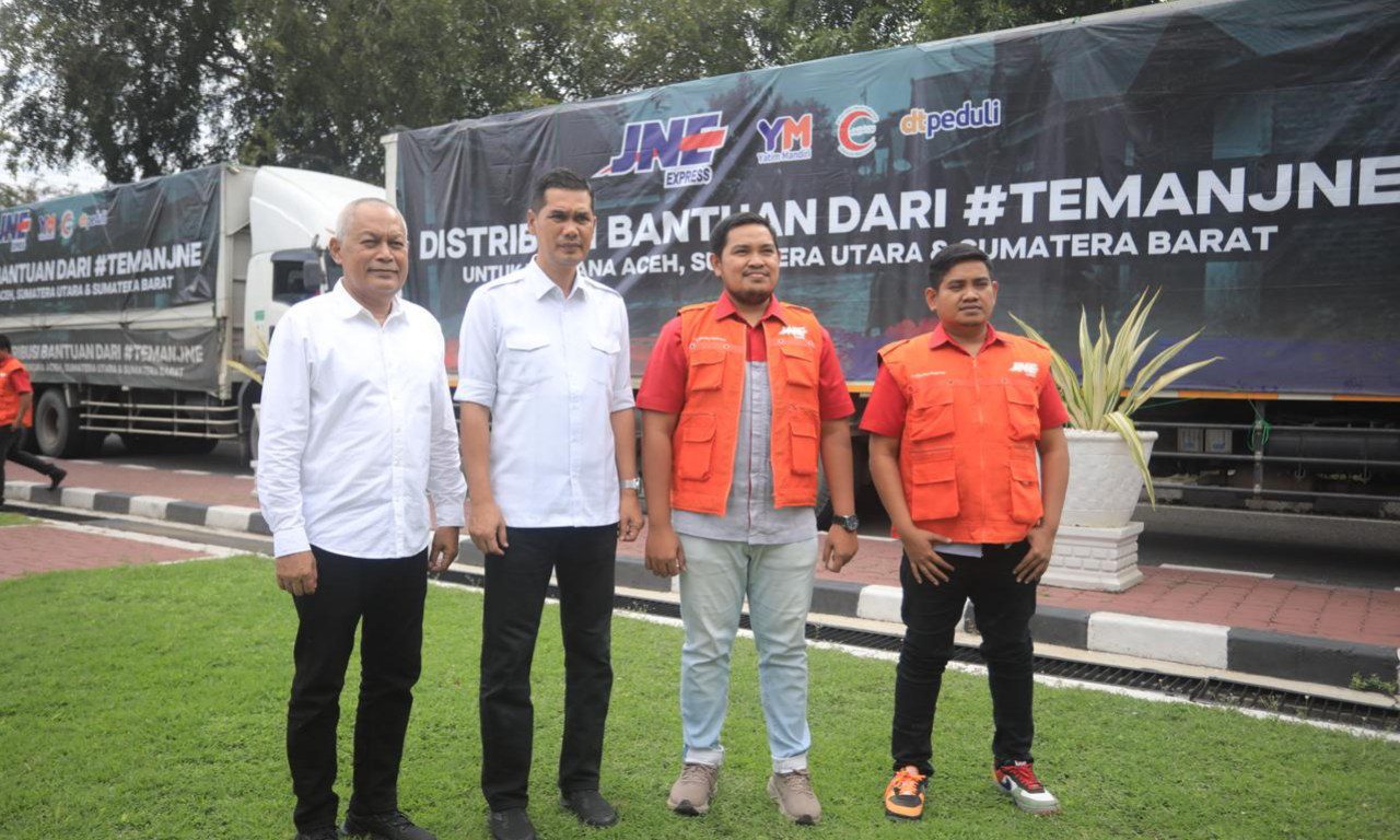 JNE bantu 500 ton logistik untuk Aceh