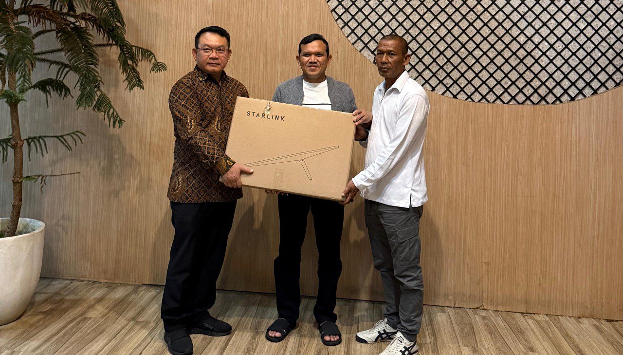 Abang Samalanga dan Penasihat Khusus Presiden Prabowo diskusi tentang percepatan pemulihan Aceh pascabencana