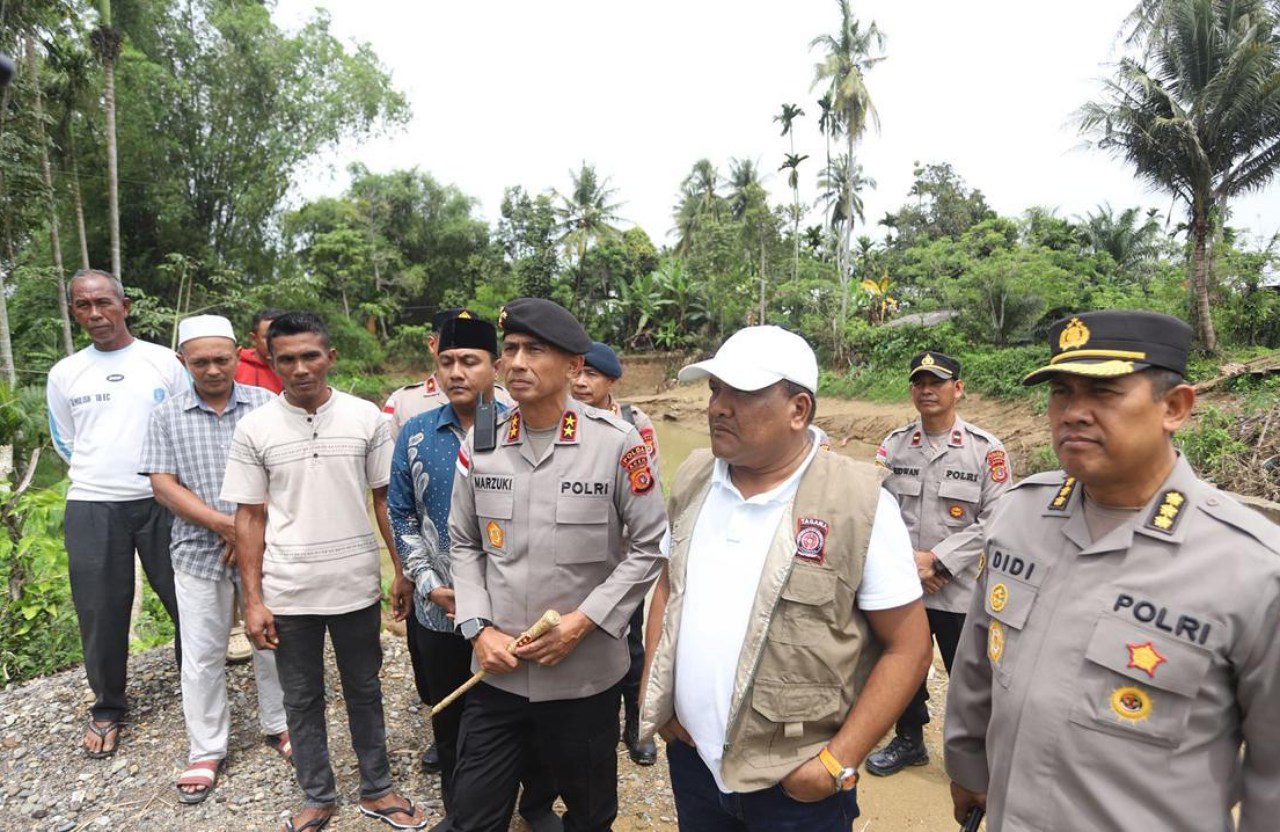 Tinjau kemajuan pembangunan Jembatan Bailey di Jeunib, Kapolda Aceh : Polri komit dukung pembangunan infrastruktur pascabencana