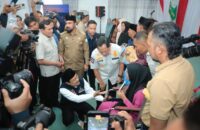 Jelang lebaran, Tito dan Mensos kunjungi Aceh Timur, ada apa??