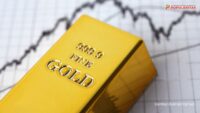 Harga Emas Dunia Anjlok 2,2%, Tertekan Dolar AS