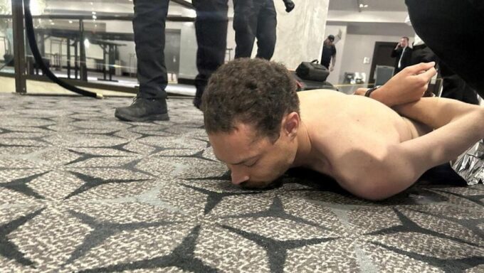 Tersangka penembakan pada acara Gedung Putih Cole Allen