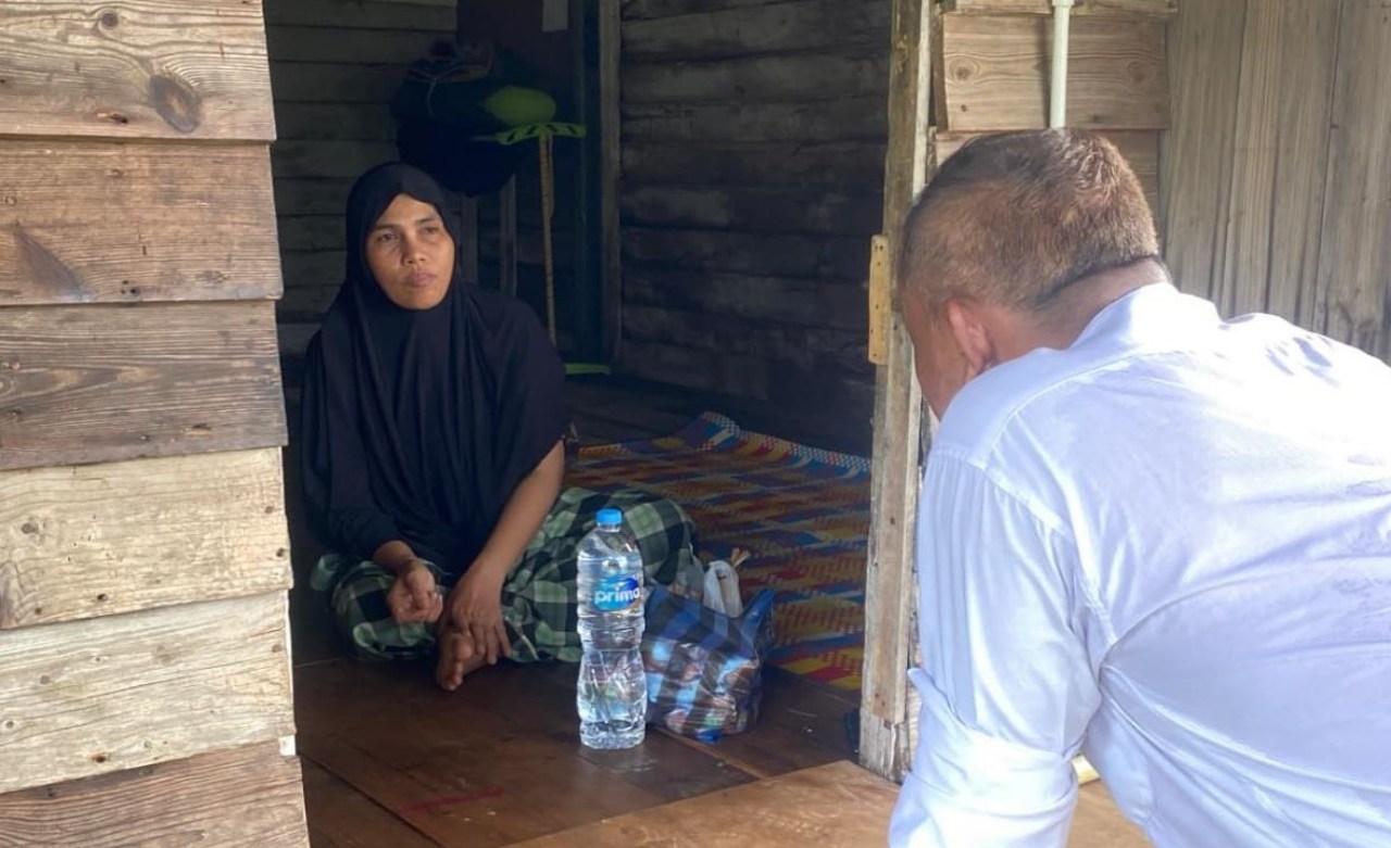 Kelaparan, Wardiah telpon layanan darurat Call Centre 110 Polresta Banda Aceh