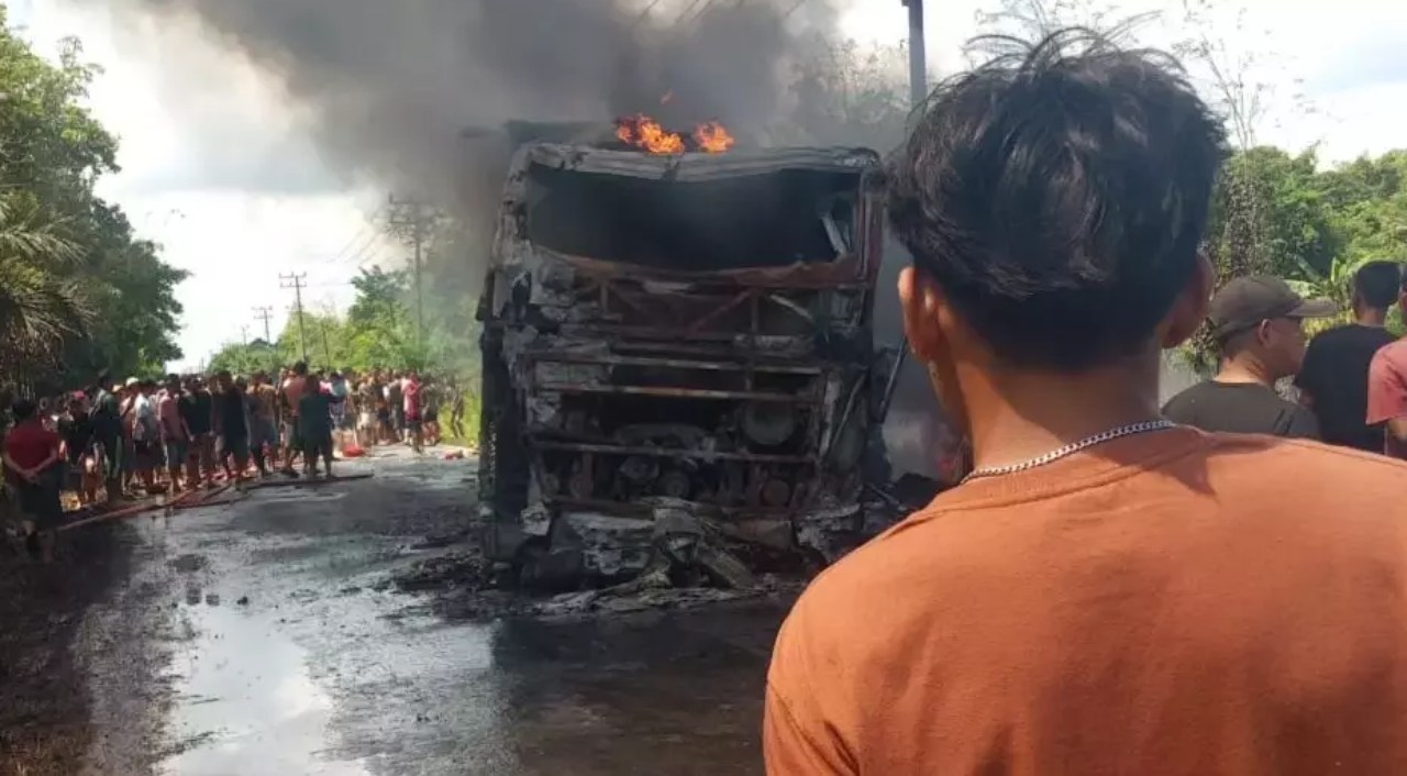 10 jenazah berhasil diidentifikasi dari 16 jasad korban kecelakaan maut bus ALS kontra truk BBM