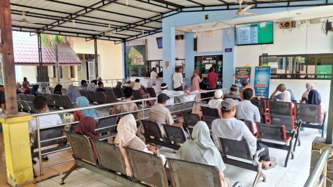 Berobat ke RSUD Tgk Chik Ditiro, lima warga tak aktif JKA, Dirut : Sudah kita aktifkan lewat e-dabu