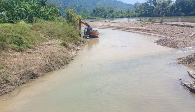 Dinas Pengairan Aceh tak kunjung normalisasi saluran irigasi gunung Pudung di Aceh Selatan