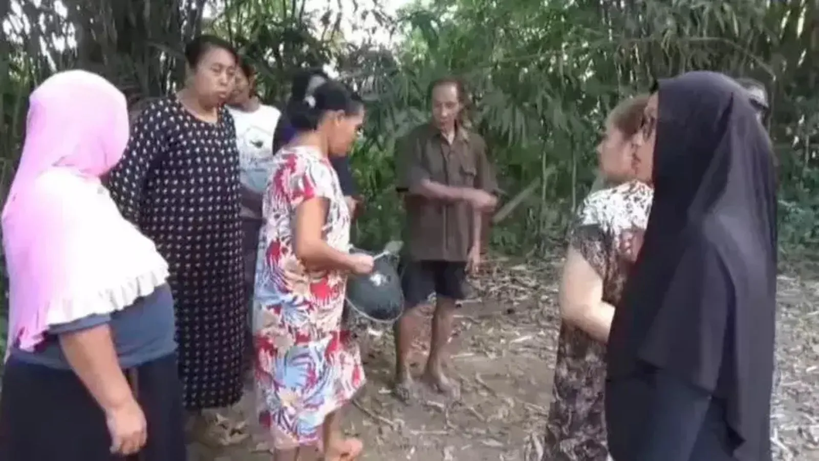 Bocah 11 tahun hilang di Jember, warga duga di culik makhluk halus