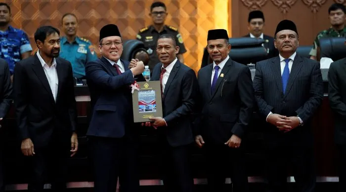 Ketua DPR Aceh pimpin rapat paripurna LHP 2025
