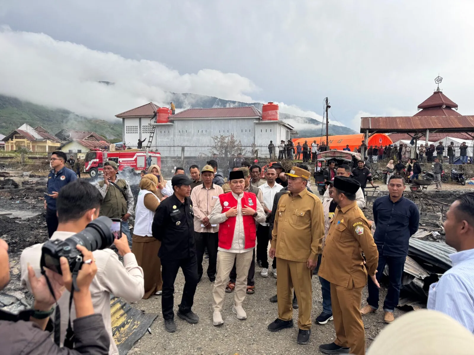 Satgas Bencana Baitul Mal Aceh bantu korban kebakaran di Jagong Jeget