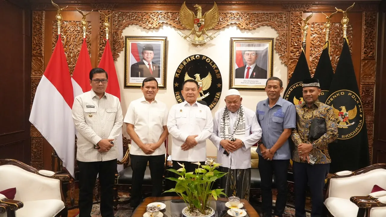 Abang Samalanga temui Menkopolkam Dudung Abdurachman bahas perkembangan revisi UUPA dan Lapangan Blang Padang
